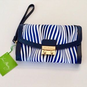 ❤️ VERA BRADLEY WAVY STRIPE ULTIMATE WRISTLET NEW